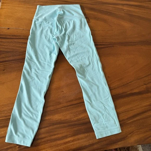 Lululemon Align High-Rise Crop 23" Icing Blue Size 4 - Picture 4 of 6